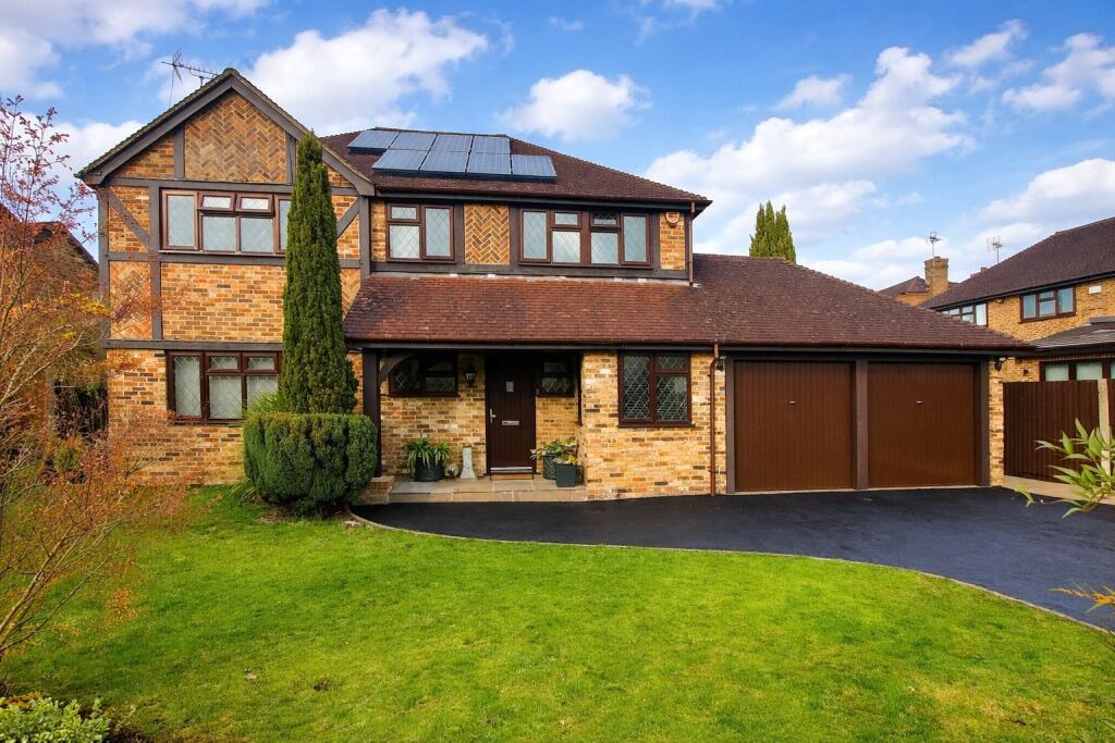 Main image of property: Epping Way, Bracknell, Berkshire