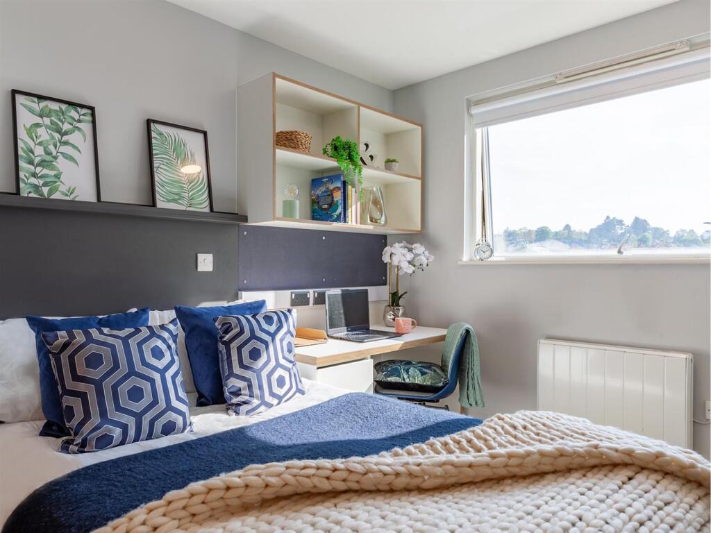 Apartment in Oxford - View 2