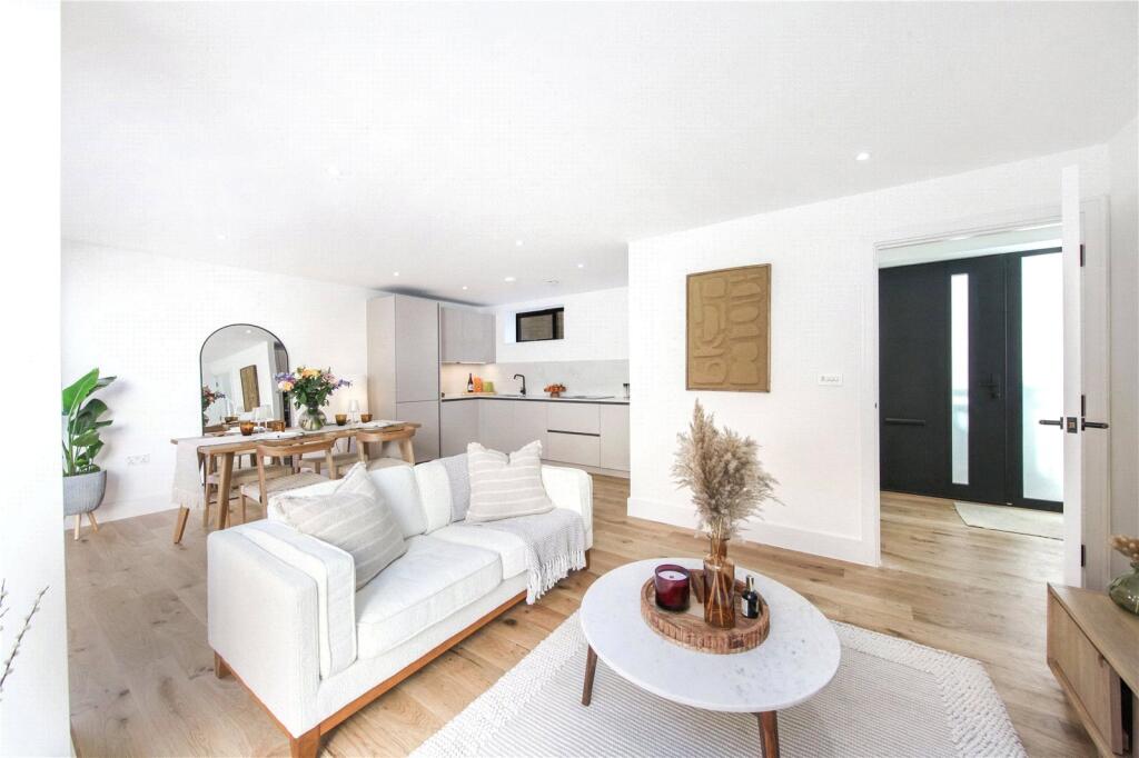 Main image of property: Merivale Road, Putney, London, SW15