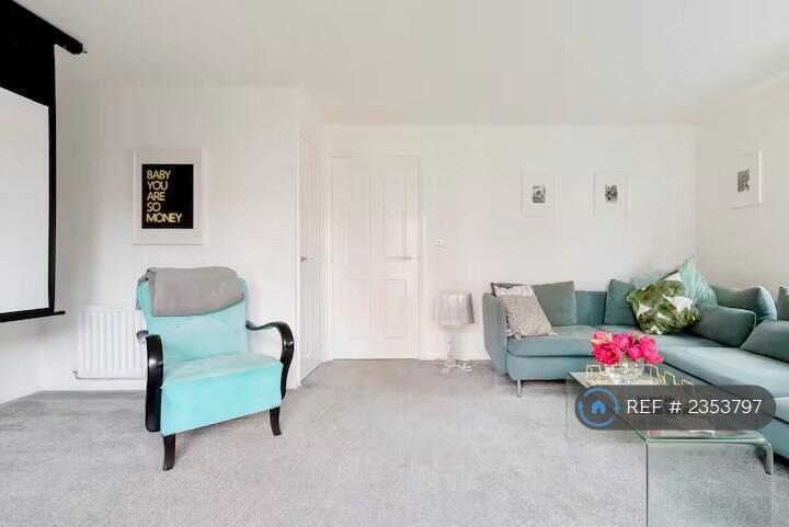 House in Ipswich, Ribbans Park, Racecourse - View 5