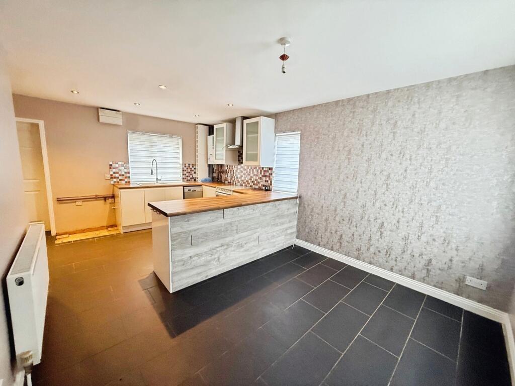 Merton Road, Ambrosden, Bicester photo 4