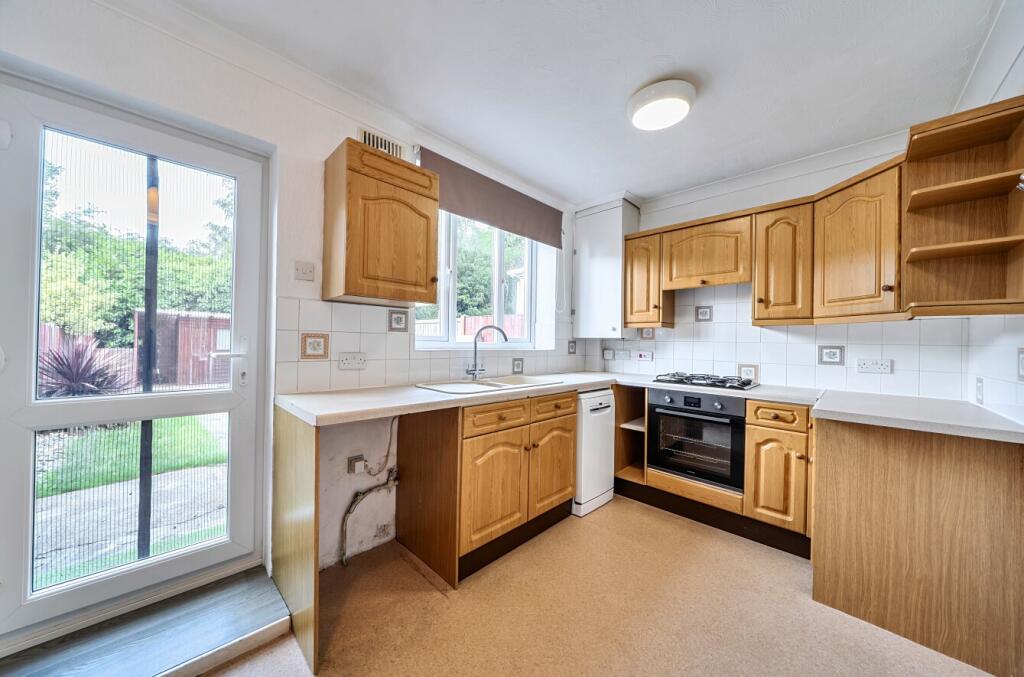 House in Thurrock, Essex - View 3