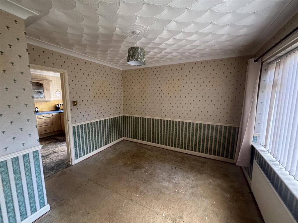 House in Howden, East Riding of Yorkshire - View 5