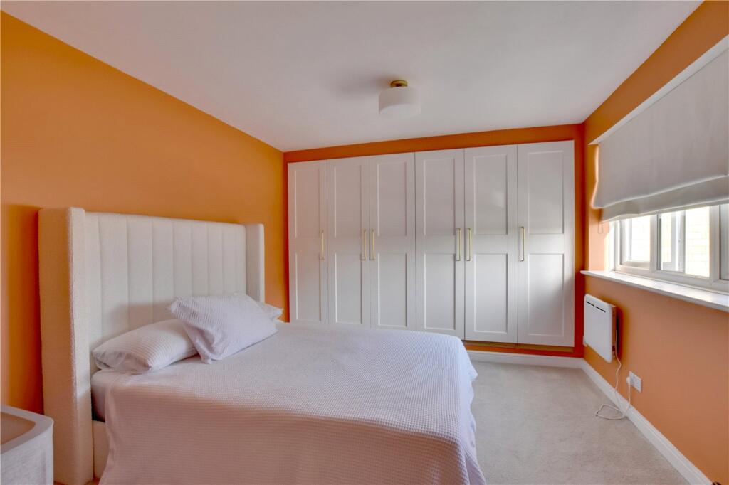 Apartment in London, Millennium Quay, Greenwich Peninsula - View 5