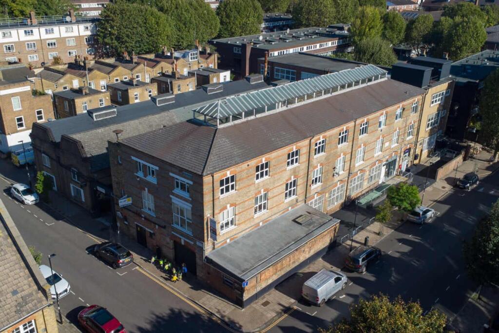 9-15 Elthorne Road