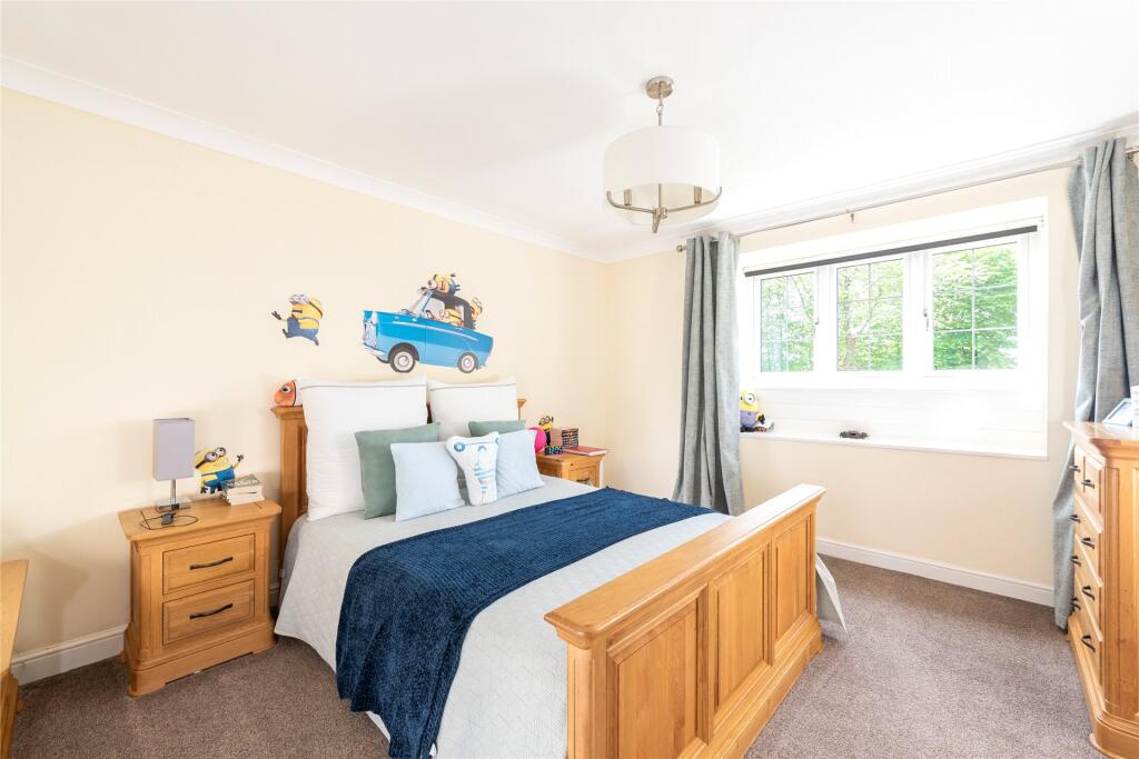 House in Stony Stratford, Calverton End - More
