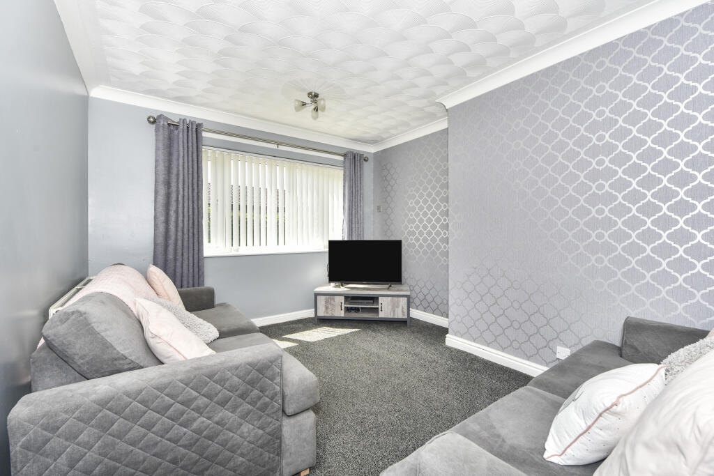 Hollybush Street, Rotherham, S62 photo 3