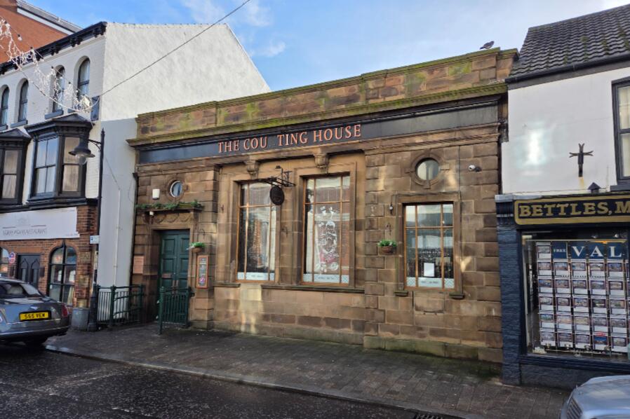 Main image of property: Counting House 11 Sea View, Cleethorpes, DN35 8EU