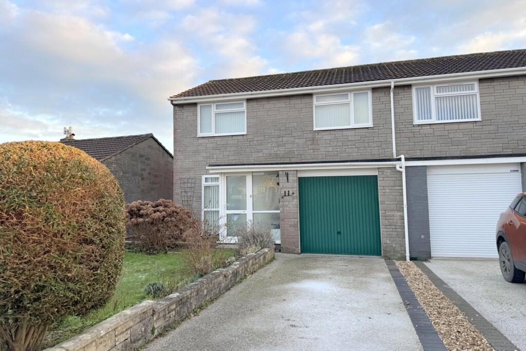 Manor Close, Templecombe, Somerset, BA8