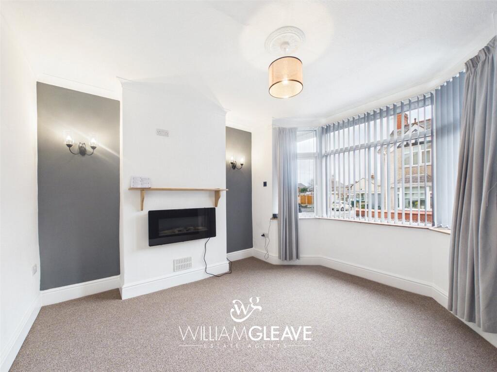Ronald Avenue, Llandudno Junction, Conwy, LL31 photo 4