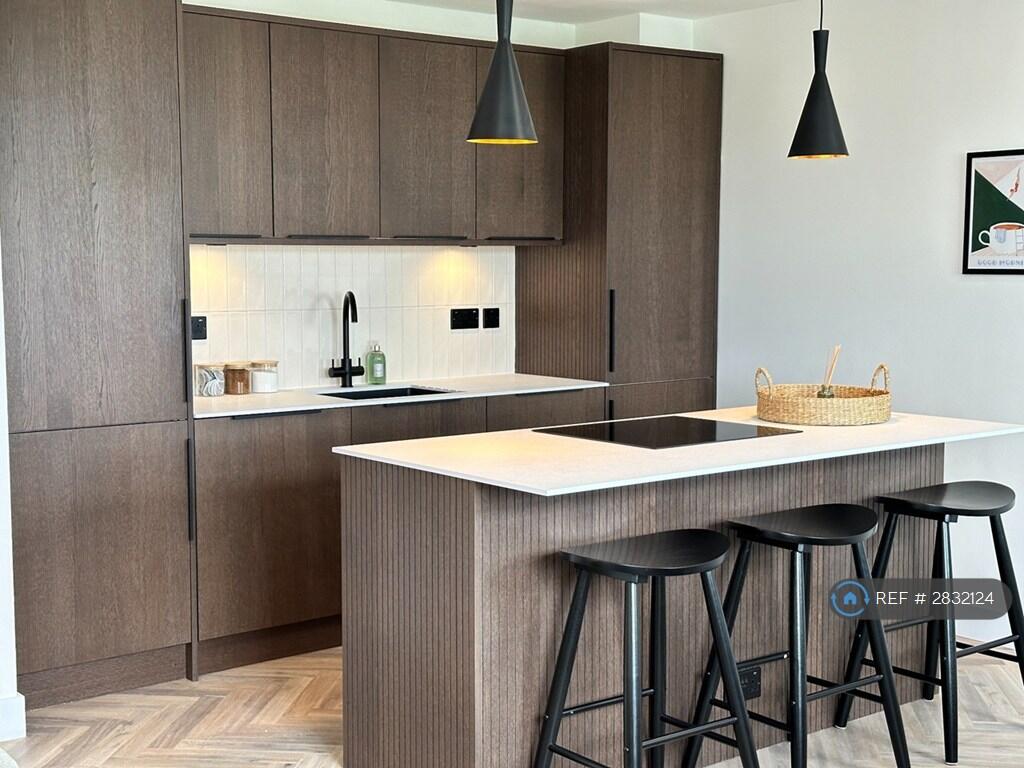 Main image of property: Clapham Park Road, London, SW4