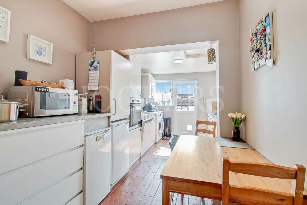 House in London - View 4