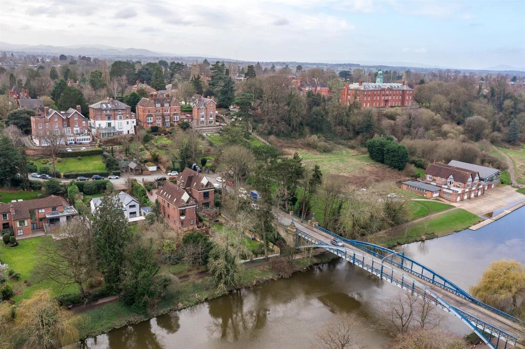 Kingsland Bridge Road, Kingsland, Shrewsbury photo 2