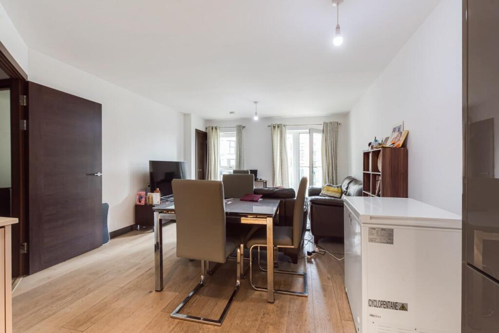 James Smith Court, Dartford, Kent, DA1 5XN photo 4