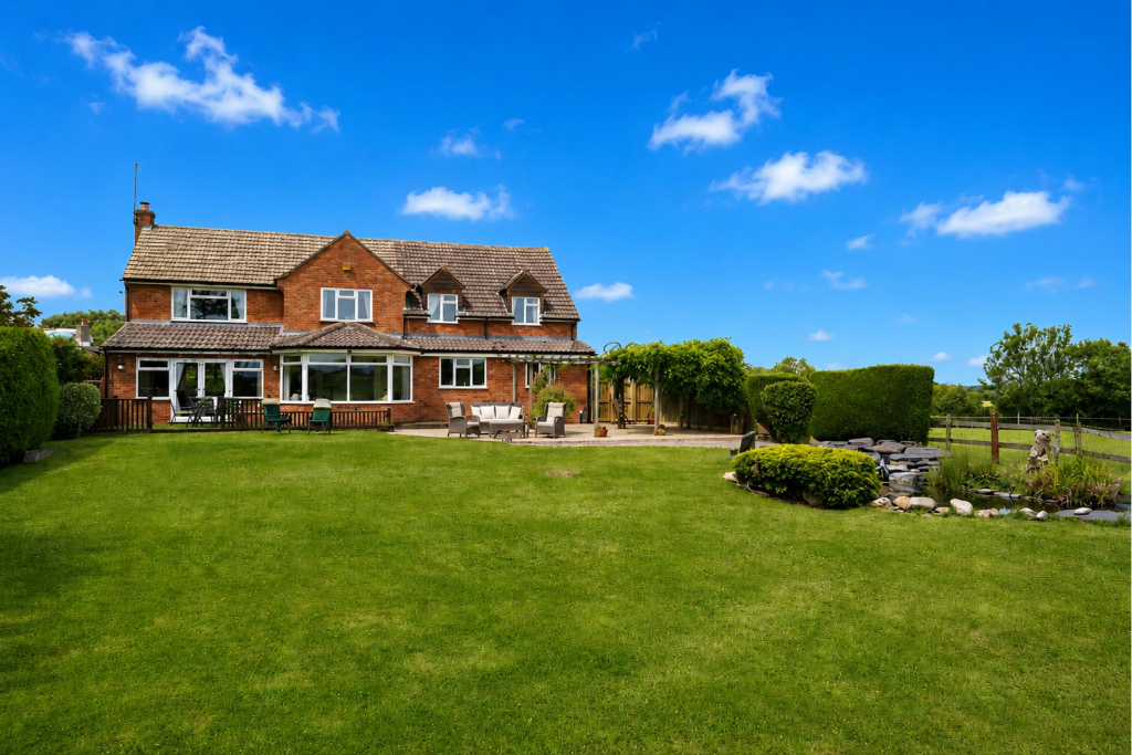 Main image of property: Park Road, Gloucester, GL18