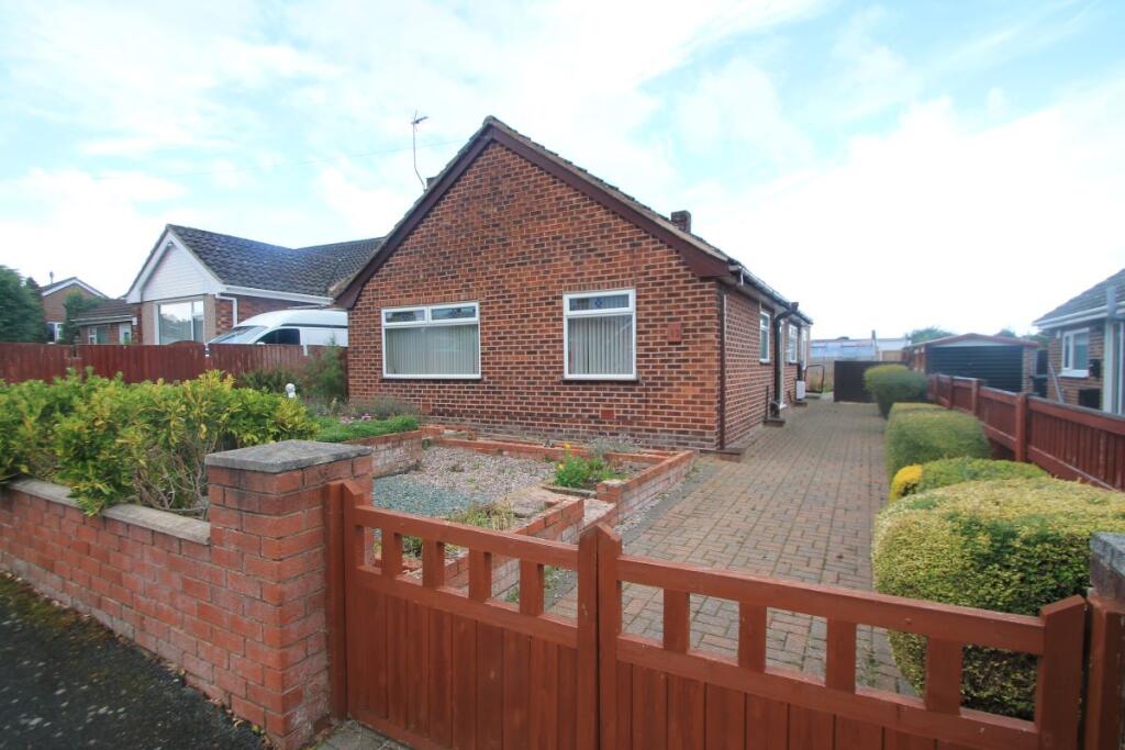 3-bed house on 12, New Park Road New Park Road, Queensferry, Deeside, Flintshire, CH5 1XD, £135,000