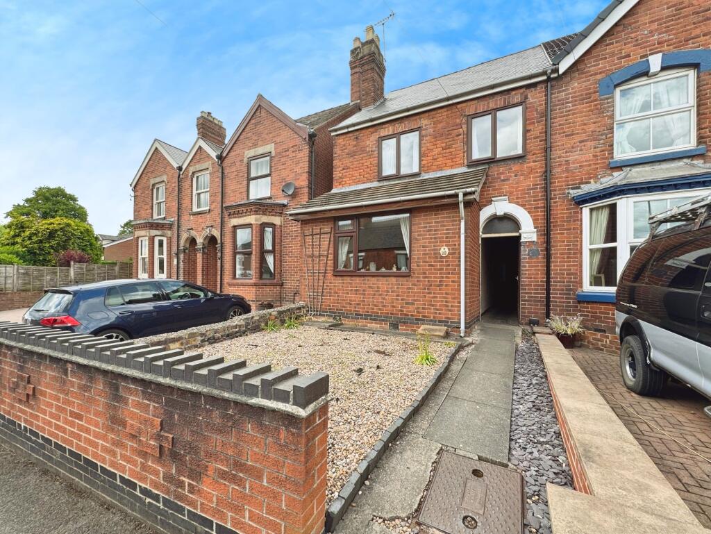 3-bed terraced on Woodville Road, Overseal, DE12, £185,000