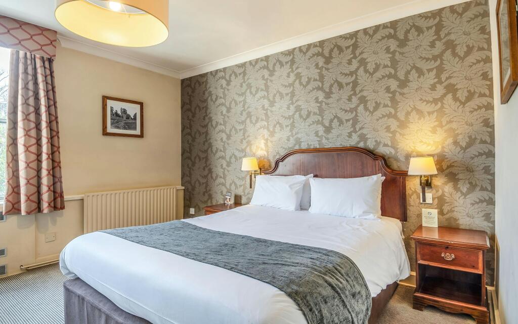 8685243-interior01.jpg
