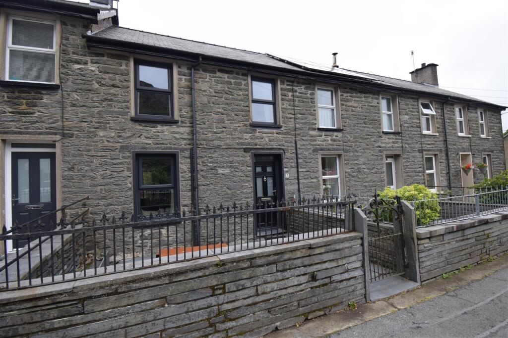Main image of property: Tanygrisiau, Blaenau Ffestiniog