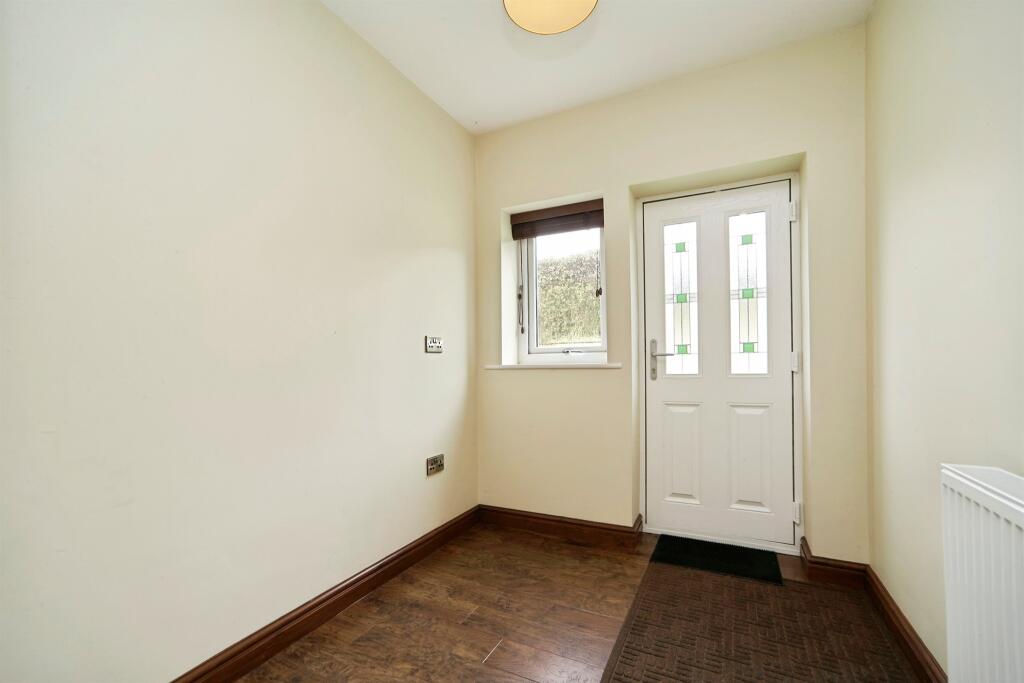 Black Moor Road, Oxenhope, Keighley photo 3