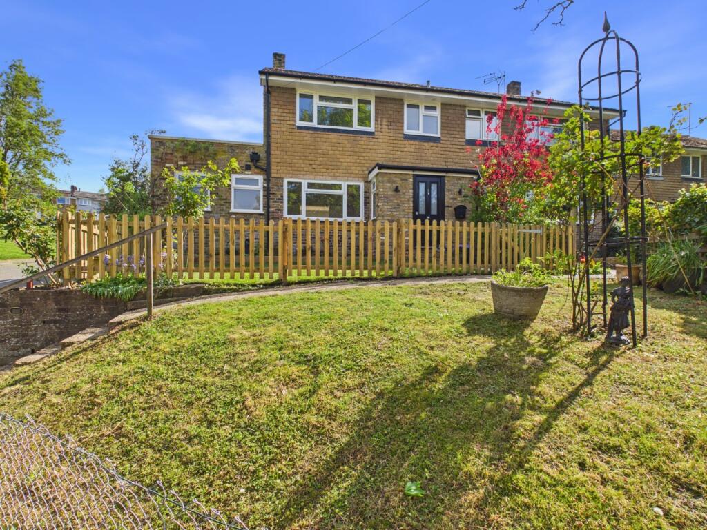 Main image of property: Hillside Close, Chalfont St. Giles, Buckinghamshire, HP8