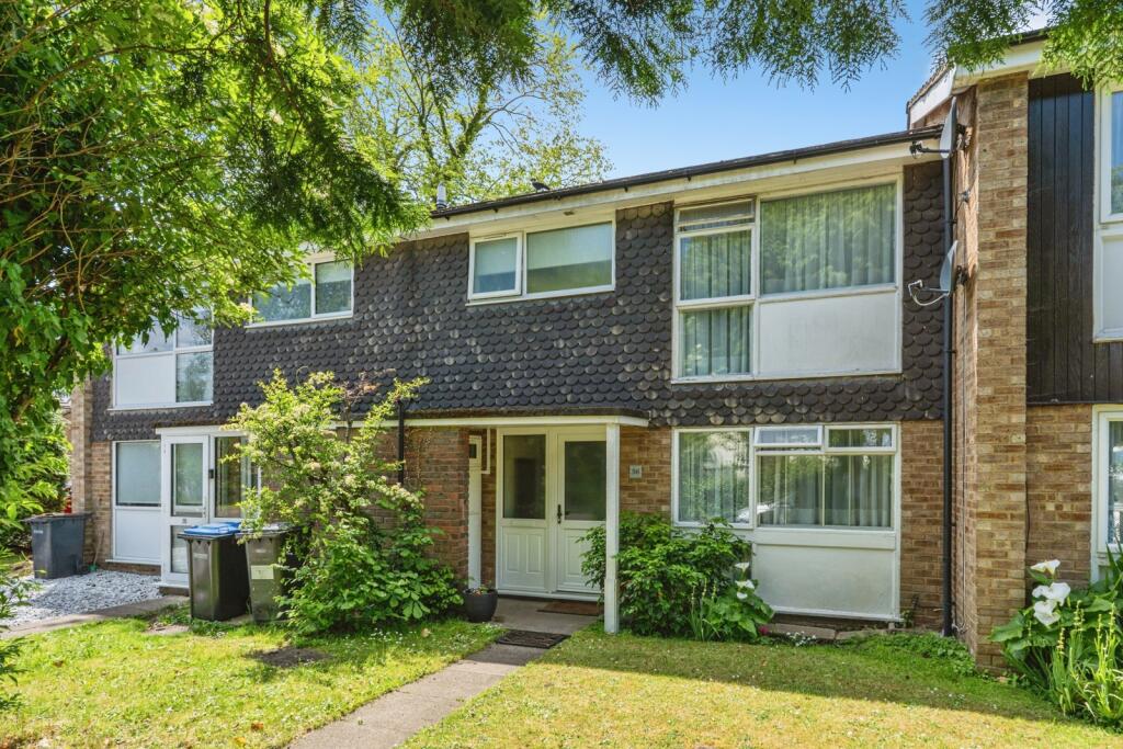 Main image of property: Pinewood Grove, New Haw, Addlestone, Surrey, KT15