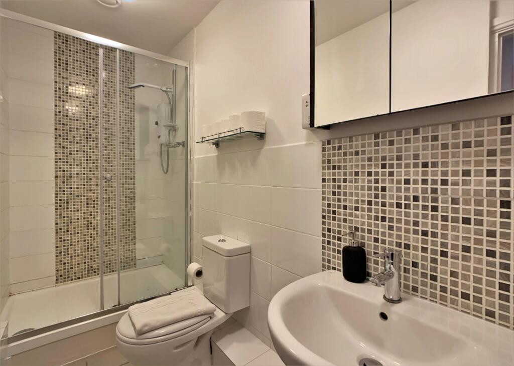 Apartment in Wantage, Belmont - View 4