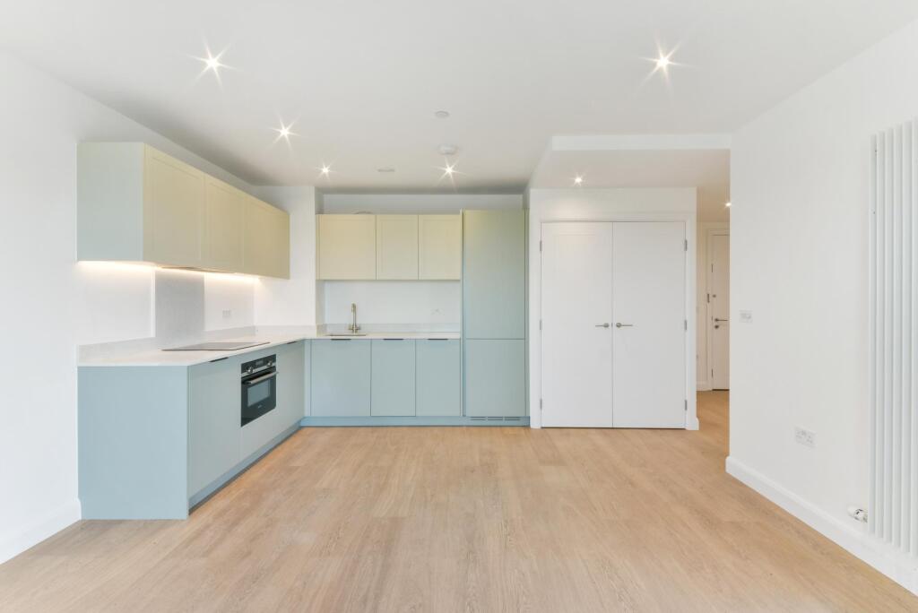 Wellspring House, Western Gateway, London, E16 photo 2