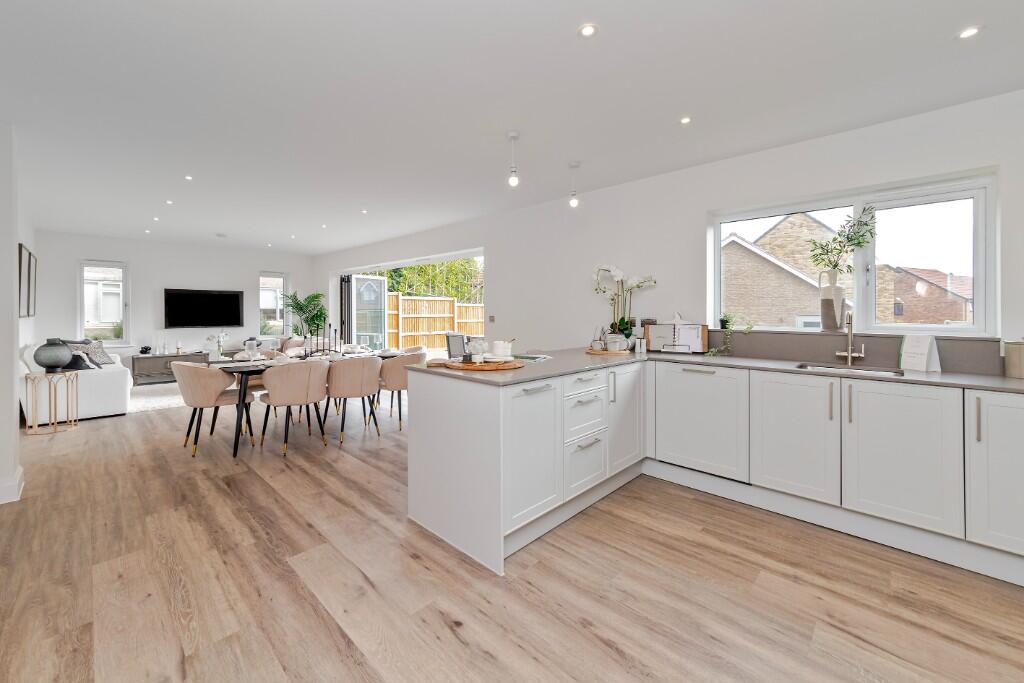 House in Maulden, Central Bedfordshire - View 2