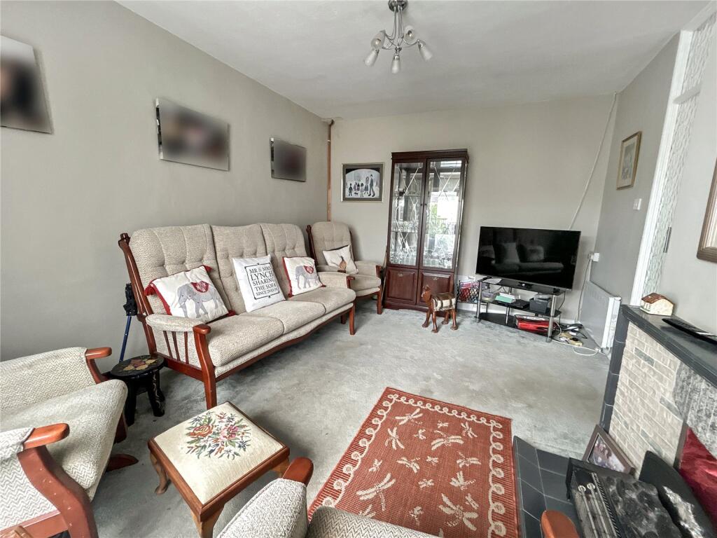 House in Sidcup, Halfway Street, Longlands - View 3