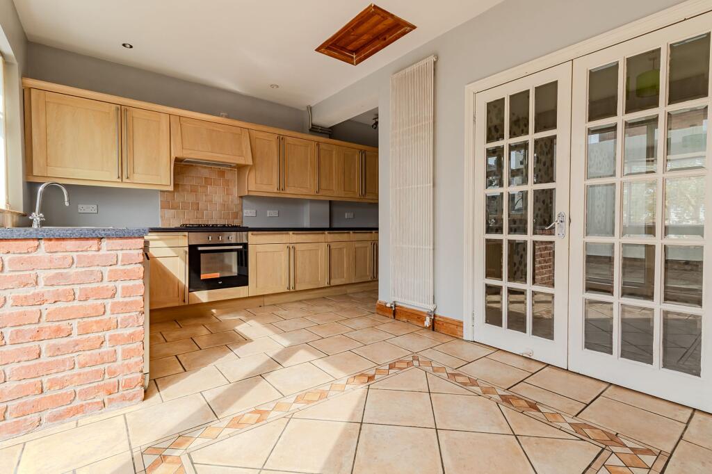 House in Leicester - View 2