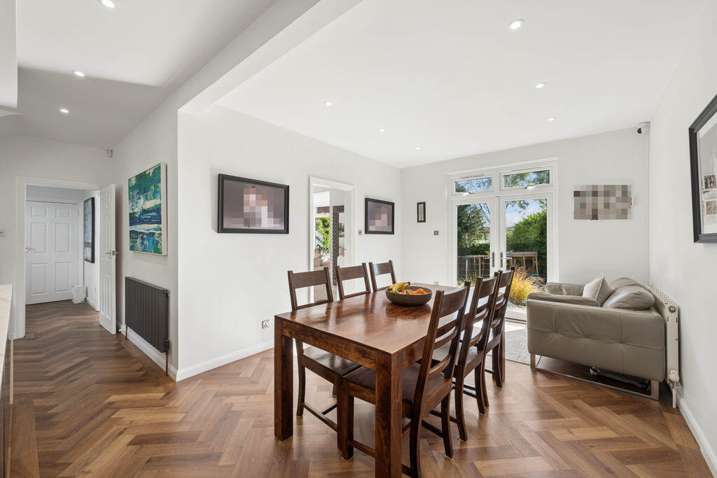 Oakwood Drive, Heaton photo 5