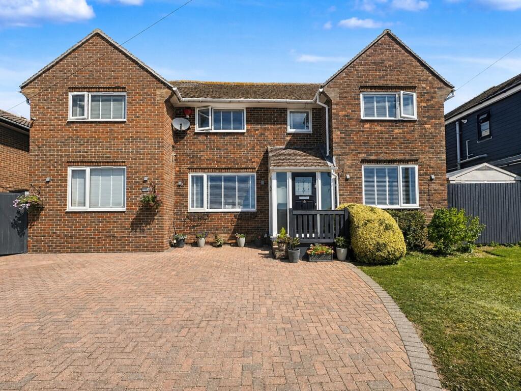 Main image of property: Rodmell Avenue, Saltdean, BN2 8PG