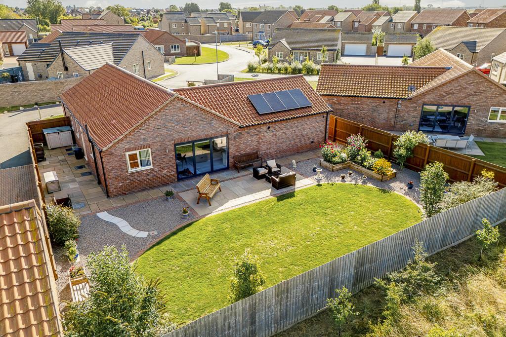 Spinney Close, Holbeach photo 3