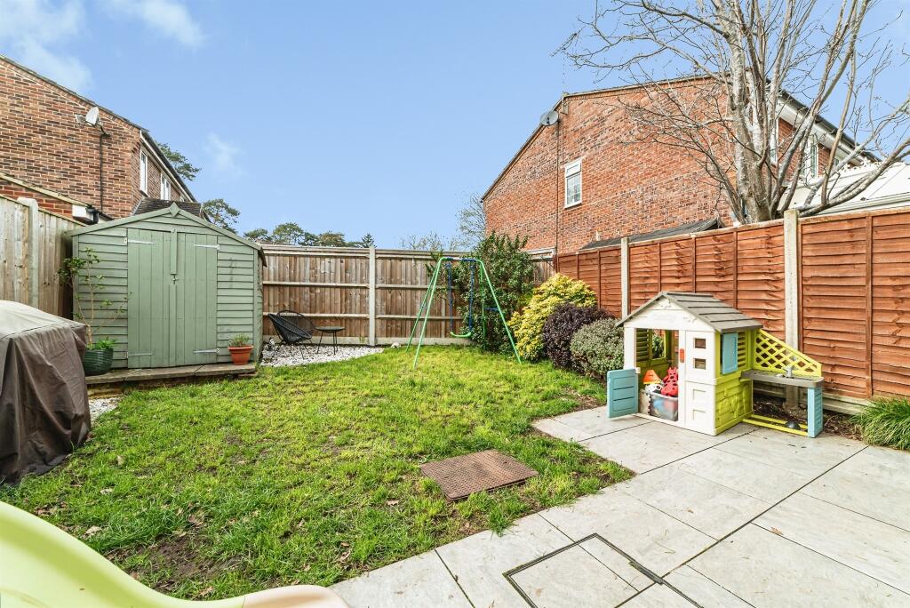 House in Basingstoke and Deane, Chineham - View 4