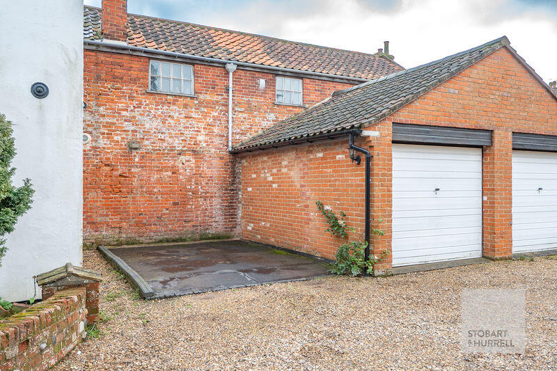 Shire Cottage, Grammar School Road, North Walsham, Norfolk photo 3