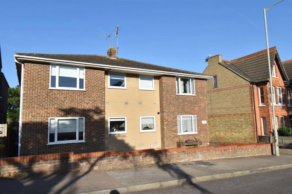 Main image of property: 34 Castle Road, Tankerton, Whitstable