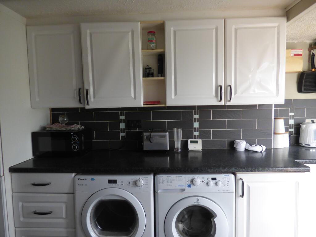 Dunton View, Dunton Mobile Home Park, Brentwood, CM13 photo 2