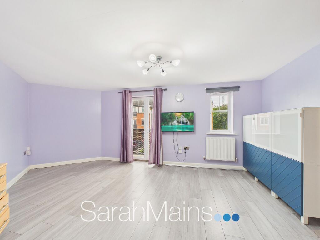 Apartment in Newcastle upon Tyne - More