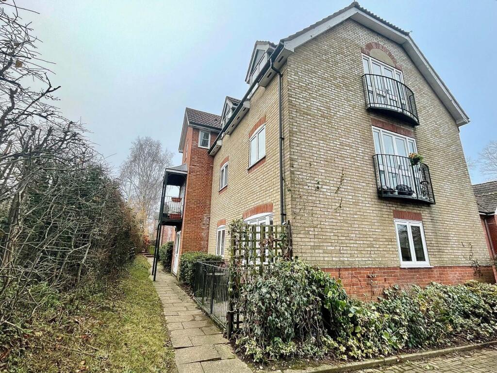 Main image of property: Gipping Place, Bury Road, Stowmarket, Suffolk, IP14