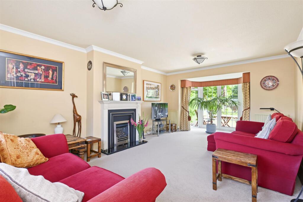 House in St Albans - View 3
