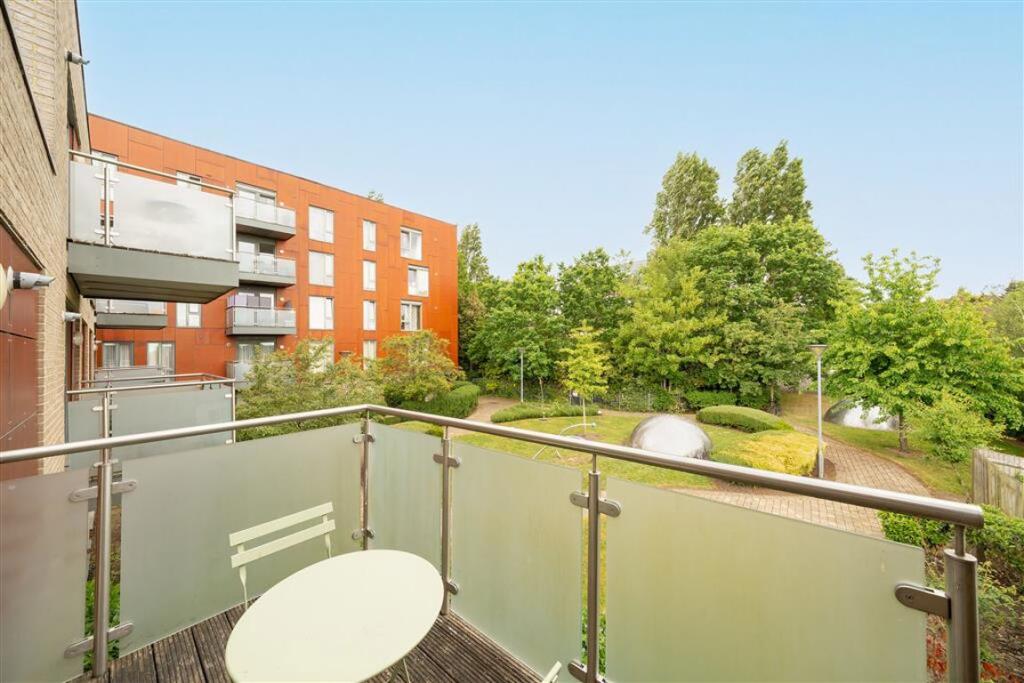 Apartment in London - View 4