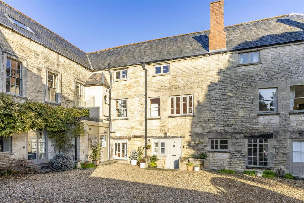 Main image of property: Querns Lane, Cirencester