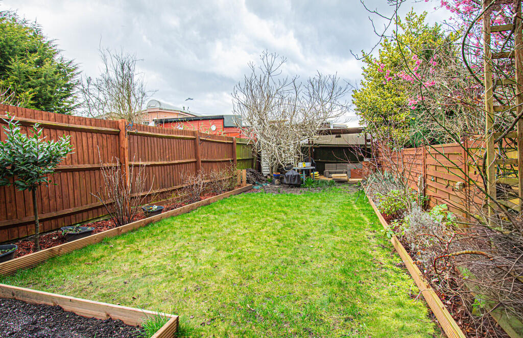 Scarborough Street, Irthlingborough photo 3
