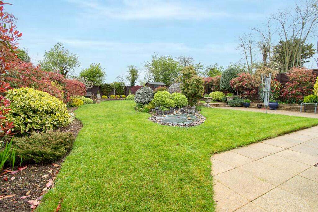 Additional image 21 of Forefield, St. Albans, Hertfordshire, AL2