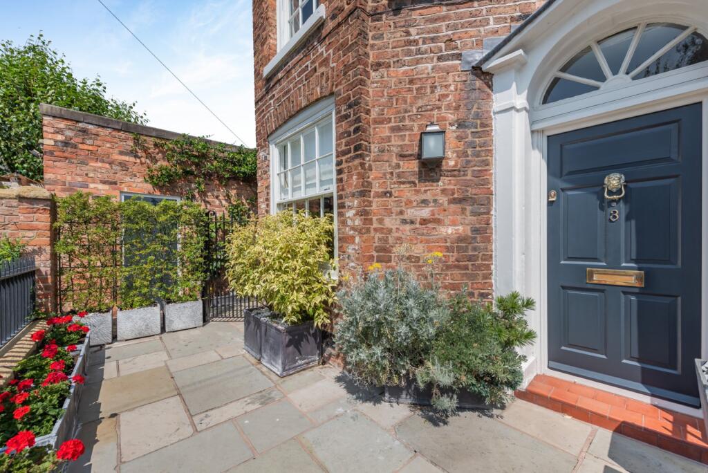 Main image of property: Grey Friars, Chester, Cheshire