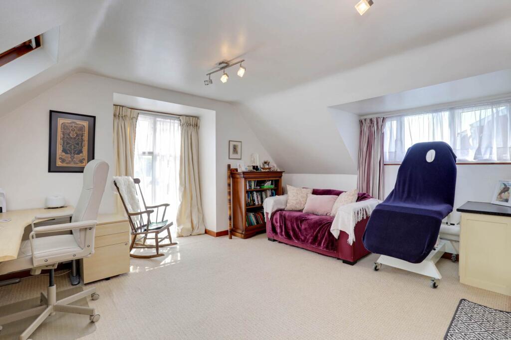 House in South Oxfordshire, Sonning Common - View 4