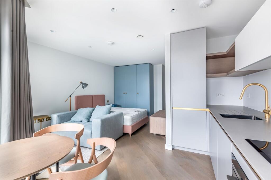 Main image of property: No.4, Upper Riverside, Cutter Lane, Greenwich Peninsula, SE10