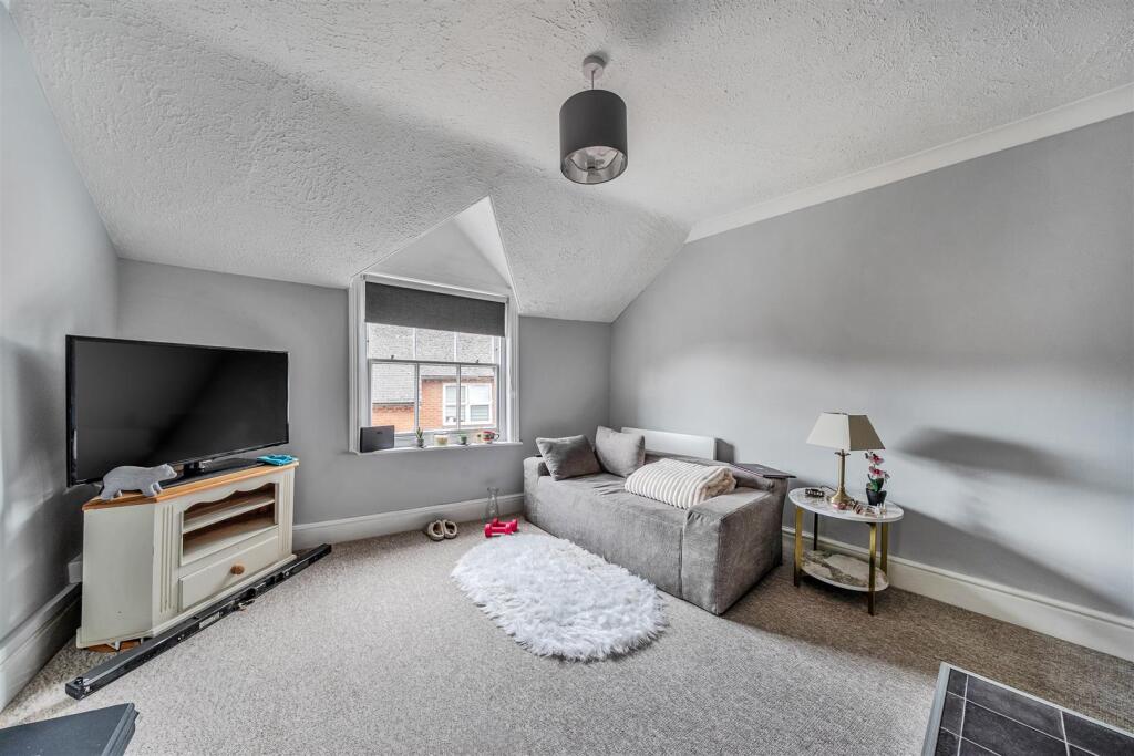 Apartment in Shrewsbury - View 2