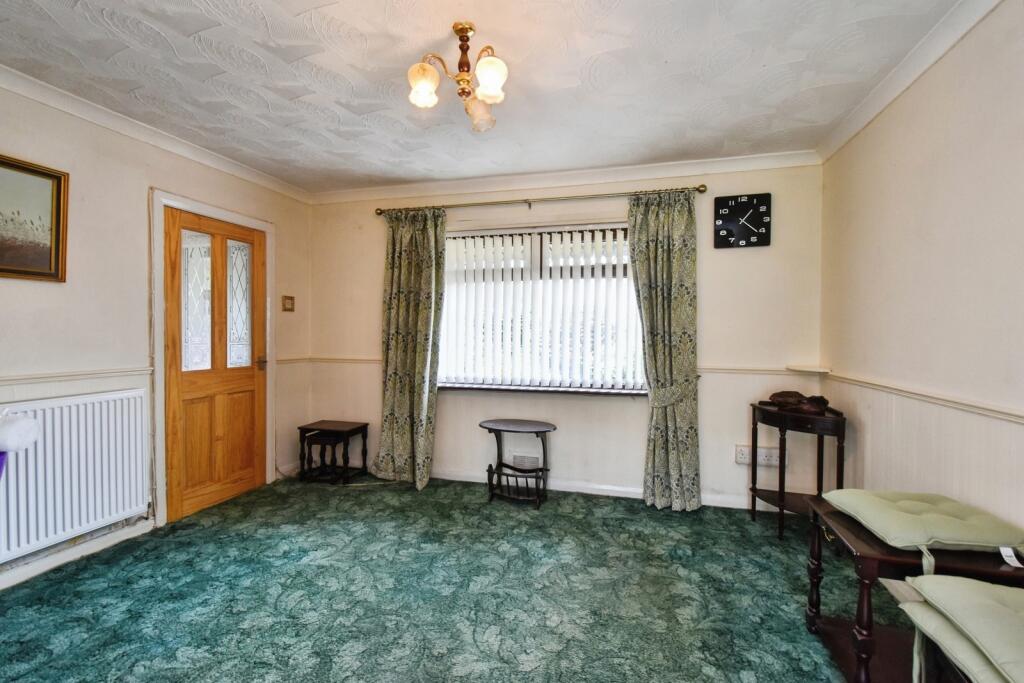 House in Pontardawe, Neath Port Talbot - View 5